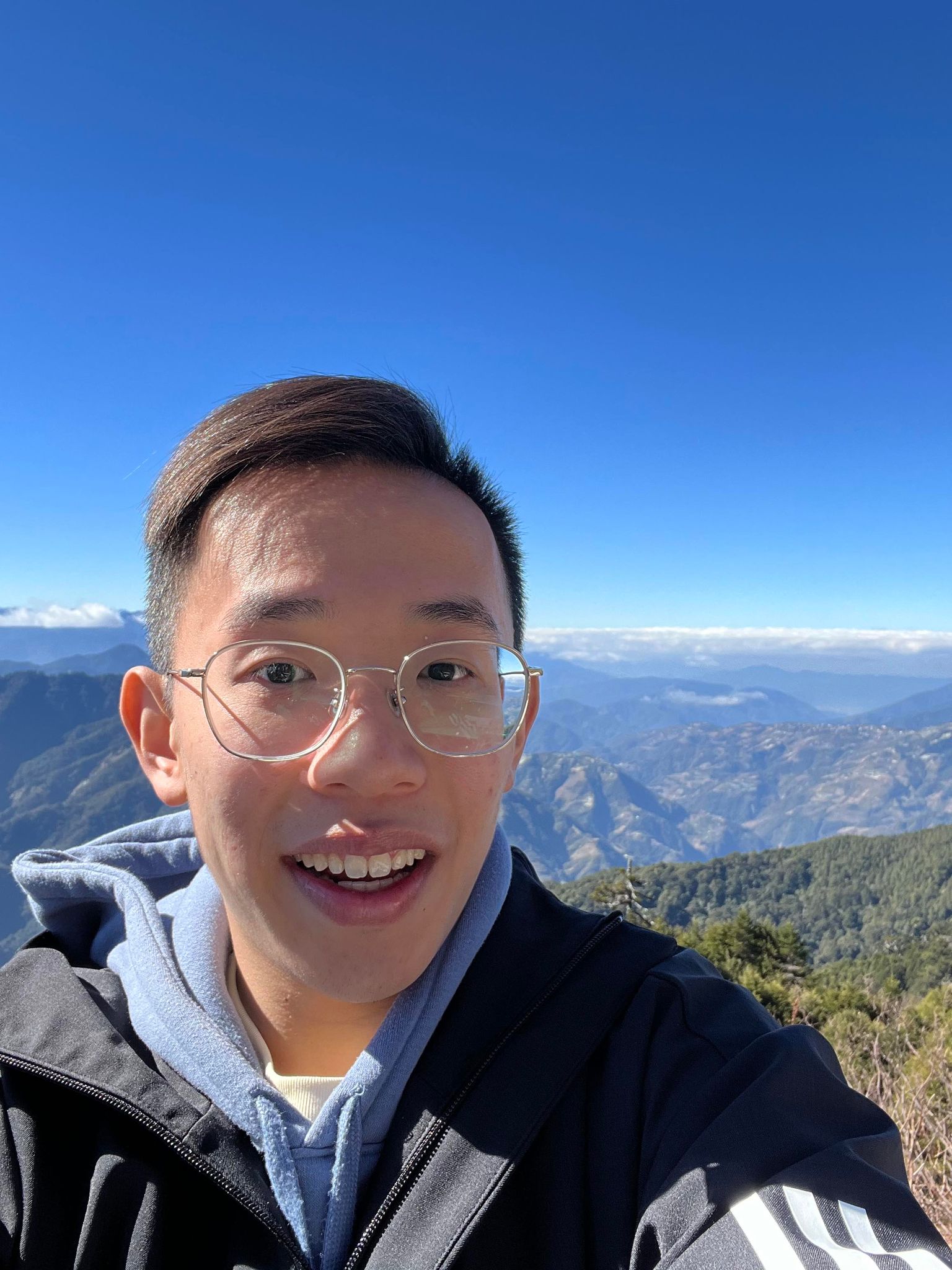 selfie.jpg